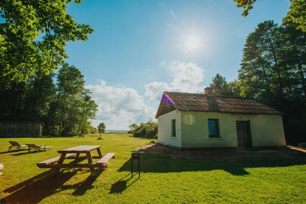 Burtnieka Ezera Maja Villa Valmiera Bagian luar foto